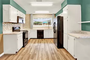 6219 Silver Leaf Dr, League City, TX 77573 - Photo 6