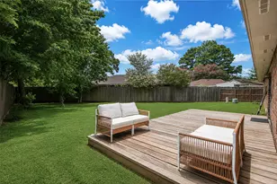 2907 Heritage House Dr, Webster, TX 77598 - Photo 24
