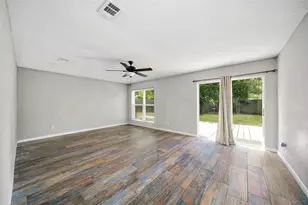 2907 Heritage House Dr, Webster, TX 77598 - Photo 10