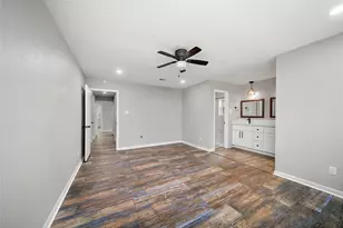 2907 Heritage House Dr, Webster, TX 77598 - Photo 12