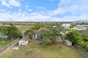260 Fisher St, Matagorda, TX 77414 - Photo 34