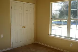 104 Longstreet Rd, Willis, TX 77378 - Photo 4