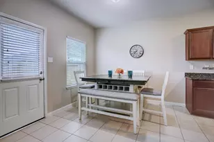 1303 Emerald Stone Dr, Rosharon, TX 77583 - Photo 6