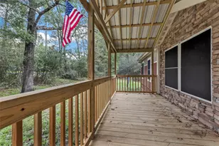 271 Shoreline Dr, Huntsville, TX 77320 - Photo 2