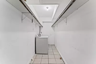 4627 Wild Indigo Street #591, Houston, TX 77027 - Photo 18