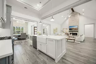 10519 Cypresswood Dr, Houston, TX 77070 - Photo 16