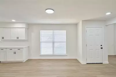 13514 Clarewood Drive, Houston, TX 77083 - Photo 8