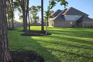 14130 Aspen Woods Ct, Conroe, TX 77384 - Photo 4