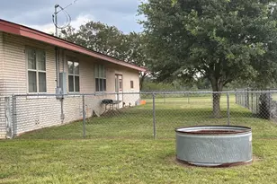 3987 S Hwy 304, Rosanky, TX 78953 - Photo 4