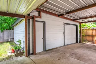 233 E Sunnyside St, Houston, TX 77076 - Photo 10