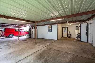 233 E Sunnyside Street, Houston, TX 77076 - Photo 8