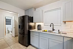233 E Sunnyside St, Houston, TX 77076 - Photo 22