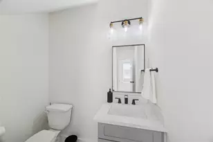 7903 James Franklin St, Houston, TX 77088 - Photo 10