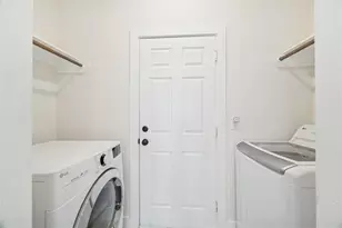 7903 James Franklin St, Houston, TX 77088 - Photo 18