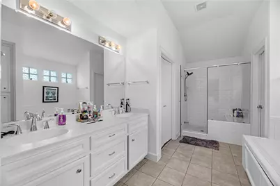 823 E 36th Street, Houston, TX 77022 - Photo 14