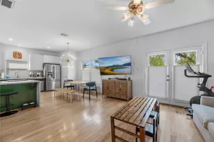 823 E 36th St, Houston, TX 77022 - Photo 2