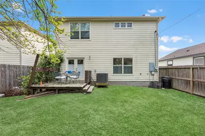 823 E 36th Street, Houston, TX 77022 - Photo 20