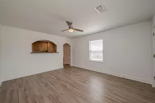 917 Adele St, Houston, TX 77009 - Photo 6
