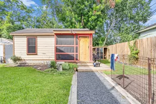1406 Elliott St, Houston, TX 77023 - Photo 32