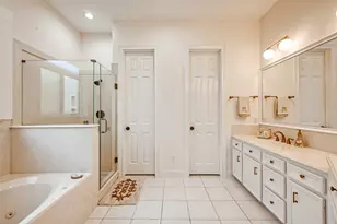 13719 Ashley Run, Houston, TX 77077 - Photo 18