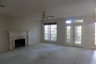 3303 Williams Glen Dr, Sugar Land, TX 77479 - Photo 6