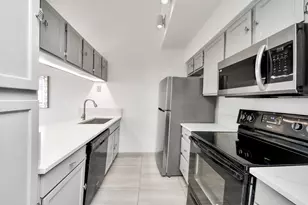 8055 Cambridge St, Houston, TX 77054 - Photo 16