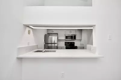 8055 Cambridge Street #30, Houston, TX 77054 - Photo 14