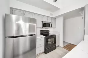 8055 Cambridge St, Houston, TX 77054 - Photo 20