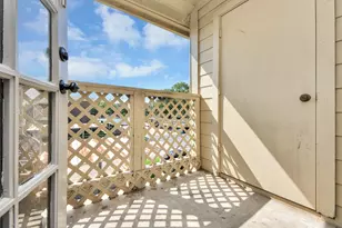 8055 Cambridge St, Houston, TX 77054 - Photo 34