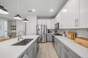 4020 Starbright St, Houston, TX 77018 - Photo 8