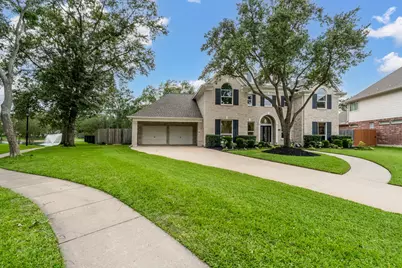 15903 Lake Loop Drive, Cypress, TX 77433 - Photo 4