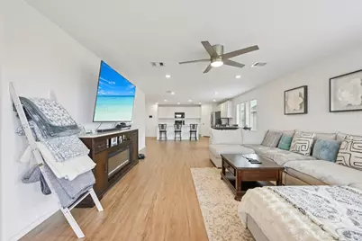 444 Maple Bend Lane, La Marque, TX 77568 - Photo 6