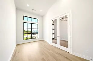 18514 Crowned Connell Ct, Conroe, TX 77302 - Photo 4