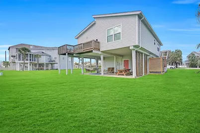 4110 Maison Rouge Court, Galveston, TX 77554 - Photo 44