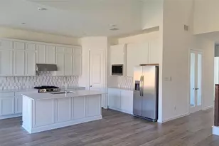 4223 Eagle Pass Dr, Rosenberg, TX 77469 - Photo 4