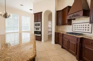 7522 Mulrain Dr, Sugar Land, TX 77479 - Photo 14