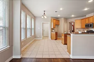1055 Brigid Ct, Dickinson, TX 77539 - Photo 8