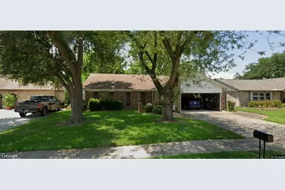 5222 Valley View Drive, La Porte, TX 77571 - Photo 1