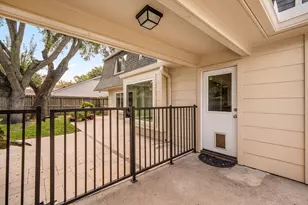 10822 Piping Rock Ln, Houston, TX 77042 - Photo 42