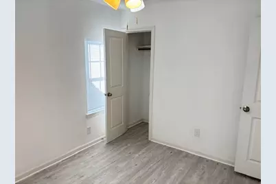 5217 Malmedy Road #A, Houston, TX 77033 - Photo 12