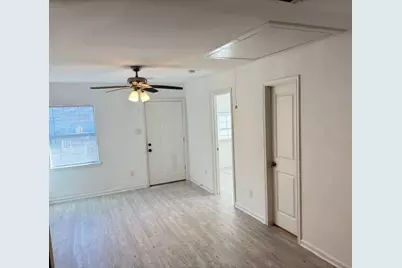 5217 Malmedy Road #A, Houston, TX 77033 - Photo 8