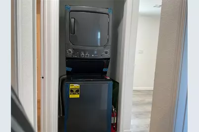 5728 Sylvia Drive, Galveston, TX 77551 - Photo 20