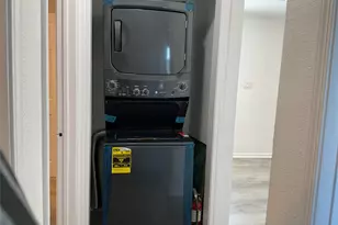 5728 Sylvia Dr, Galveston, TX 77551 - Photo 20