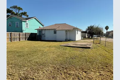 5728 Sylvia Drive, Galveston, TX 77551 - Photo 26