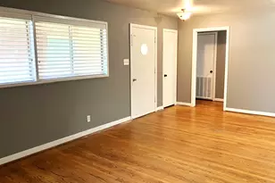 118 Poinsetta St, Lake Jackson, TX 77566 - Photo 1