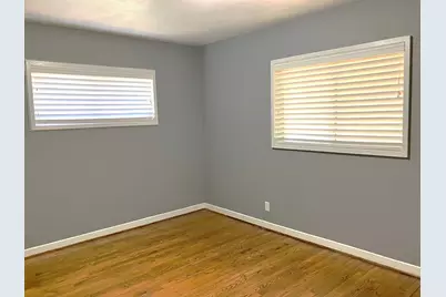 118 Poinsetta Street, Lake Jackson, TX 77566 - Photo 12