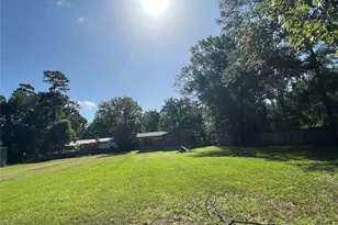 20215 Lazy Creek Dr, New Caney, TX 77357 - Photo 18