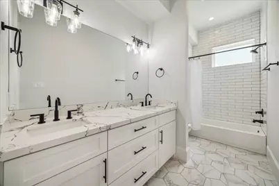 2202 Hewitt Drive, Houston, TX 77018 - Photo 32