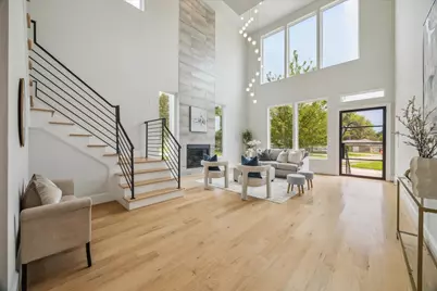 2202 Hewitt Drive, Houston, TX 77018 - Photo 10