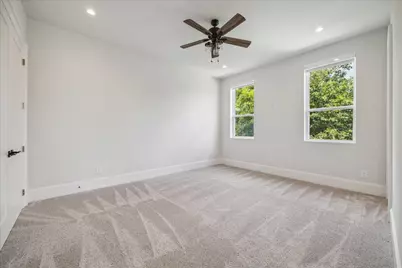 2202 Hewitt Drive, Houston, TX 77018 - Photo 34